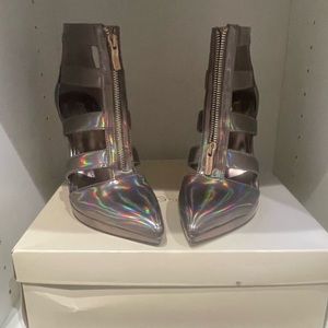 BCBG METALLIC HEELS